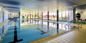 Pool Schwimmbad im Hotelpark Hohenroda